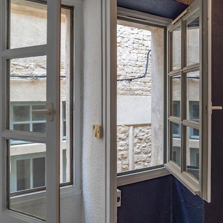 נים Coeur Ecusson - Entre Les Arenes Et La Maison Carree מראה חיצוני תמונה
